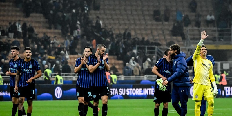 Bonny superstar, poker dell&#39;Inter alla Cremonese: Chivu vola in testa