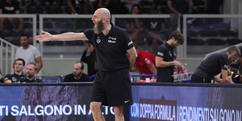 https://cdn.corrieredellosport.it/img/800/600/2025/10/10/061450027-029d420c-6826-4422-9b06-66e6d326beff.jpg