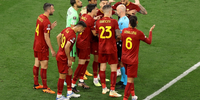 https://cdn.corrieredellosport.it/img/800/600/2025/10/10/095946389-8f1abe33-9ede-4ec4-a75d-5fd33df1ded9.jpg
