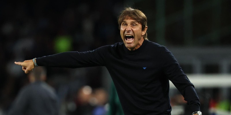 Maratona Napoli, 7 partite in 22 giorni: la tabella di Conte