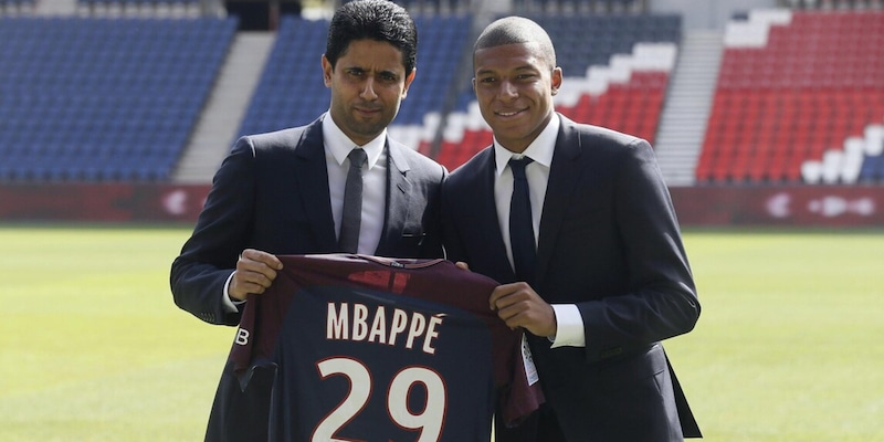 "Per Mbapp&eacute; il contratto con il Psg era a tempo indeterminato, chiede un maxi risarcimento"