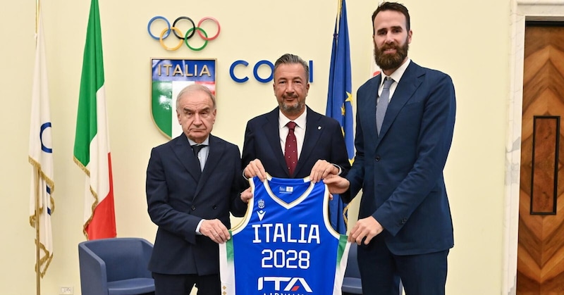 https://cdn.corrieredellosport.it/img/800/600/2025/11/26/093108273-9bea4493-33f7-461c-941c-e91bd4c13d96.jpg