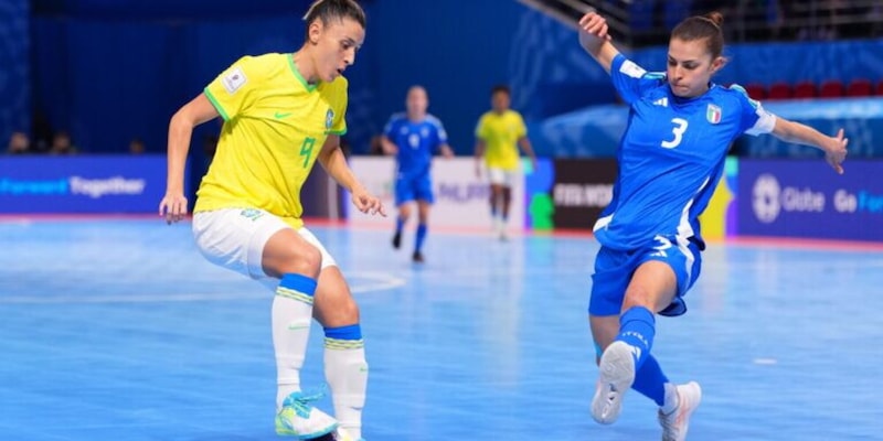 Mondiale femminile di futsal: un tempo alla pari, poi la resa. L&#39;Italia s&#39;inchina al Brasile