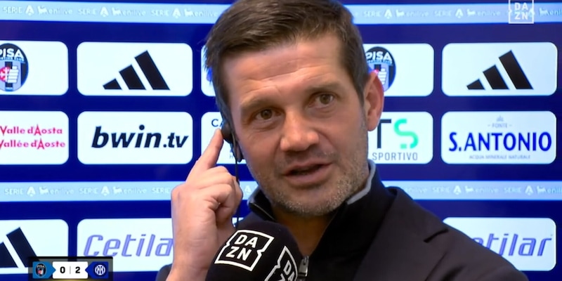 Chivu scherza su Lautaro e il Grande Fratello: la conferenza stampa si interrompe per un allarme antincendio