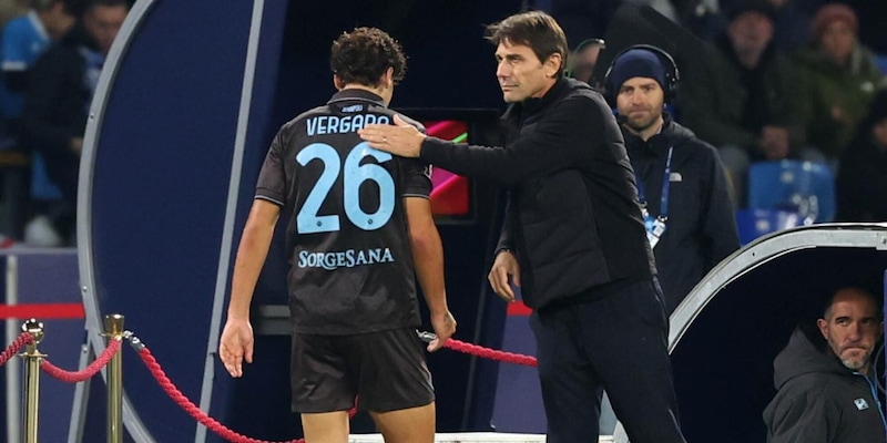 Napoli, l'idea di Conte sulla squadra nata nella sua casa di Torino