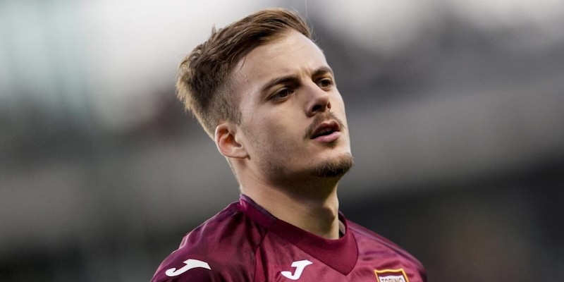 Lotito e Mau: incertezza e rinforzi necessari per il futuro del club