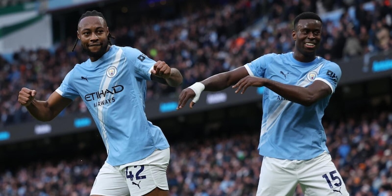 Manchester City vince 2‑0 al Wolves, rafforza la vetta della Premier League