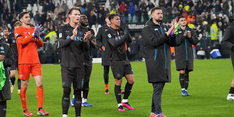 Napoli: gli azzurri reagiscono al KO contro la Juventus