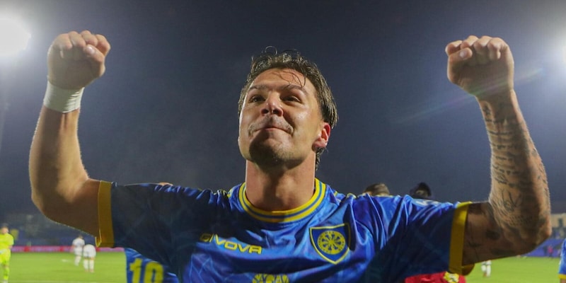 Lecce punta su Zanon della Carrarese per colmare il vuoto lasciato da Kouassi