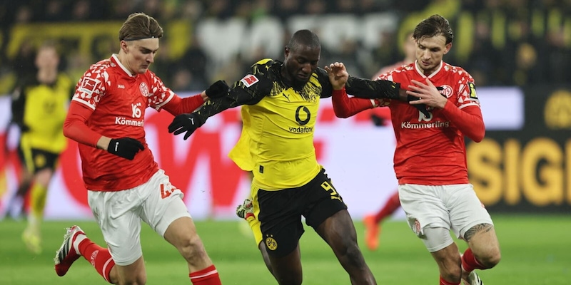 Piotr Potulski: il difensore polacco che conquista l'Europa e attira club italiani e inglesi