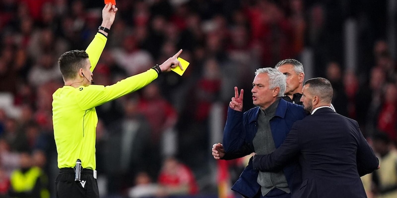 Mourinho sfoga frustrazione su Taylor dopo la finale Benfica–Real Madrid