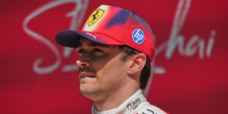 Leclerc si 'arrende' in Cina: "Sono davvero pessimo,&nbsp;dopo cos&igrave; tanti anni devo accettare..."
