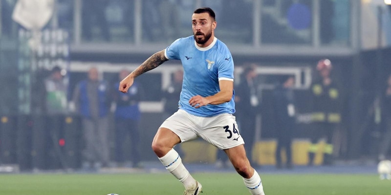 Gila, tentazione Aston Villa: il futuro alla Lazio &egrave; un rebus