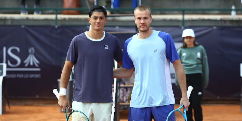 Federico Bondioli illumina la Guerri Napoli Tennis Cup: Michele Ribecai sconfitto nel derby italiano