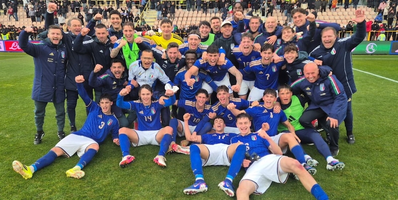 Italia Under 19 alla fase finale dell'Europeo: con la Turchia &egrave; 1-1, Catanzaro festeggia con gli Azzurrini