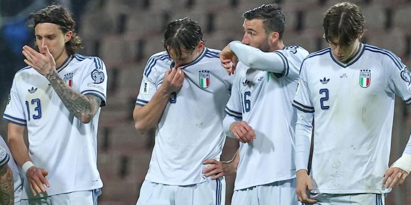 "I giocatori dell'Italia chiedevano premio da 300mila euro per il Mondiale": il retroscena fa infuriare i tifosi