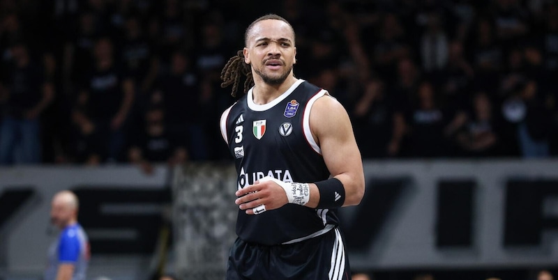 Edwards trascina la Virtus Bologna: Cant&ugrave; ko, i bianconeri agganciano Brescia in vetta