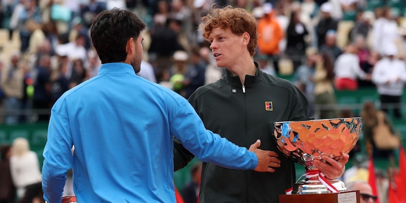 Alcaraz rinuncia a Roma e Roland Garros: cosa cambia per Sinner&nbsp;nella&nbsp;corsa al numero 1