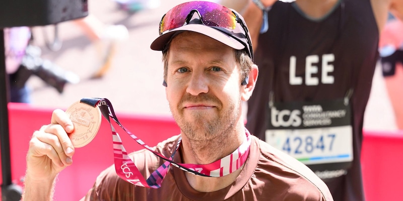Anche Vettel ha tagliato il traguardo della Maratona di Londra: il suo tempo &egrave; ottimo