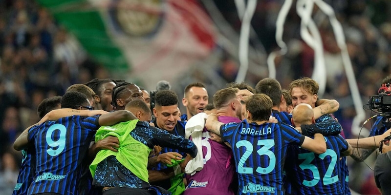 &Egrave; festa scudetto per l'Inter a San Siro: Thuram e Mkhitaryan colpiscono il Parma