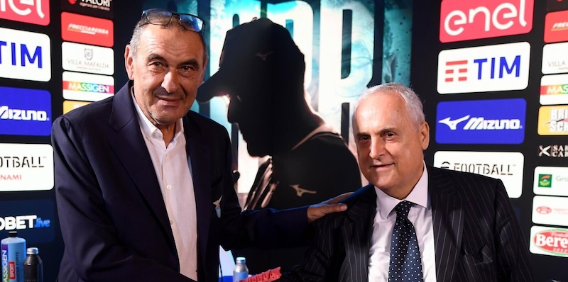 Lotito-Sarri, dopo il derby ci sar&agrave; il vertice: la verit&agrave; sul futuro della Lazio