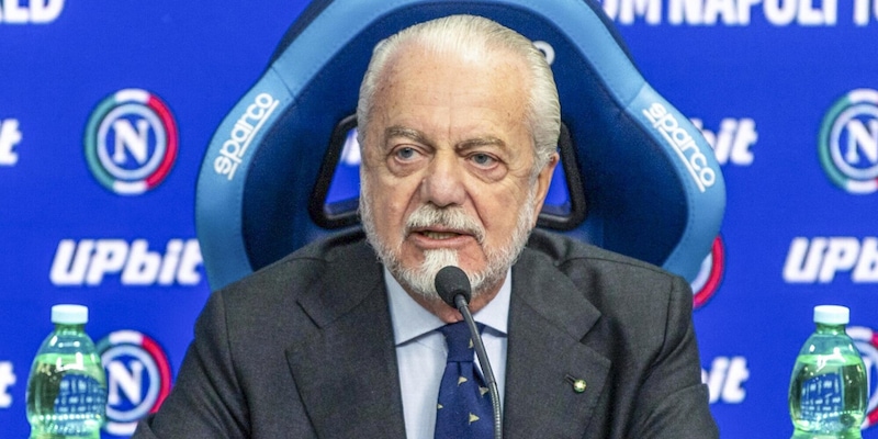 De Laurentiis diretta Napoli, tutte le parole in conferenza tra ritiro, Allegri e Conte