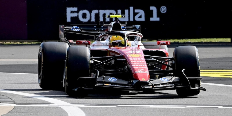 Hamilton in pole nella Sprint di Silverstone: Ferrari davanti a tutti, Antonelli sfiora l'impresa