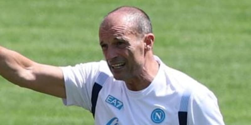 Napoli-Arezzo 1-3: Allegri ko nel primo test a Dimaro, non basta Politano