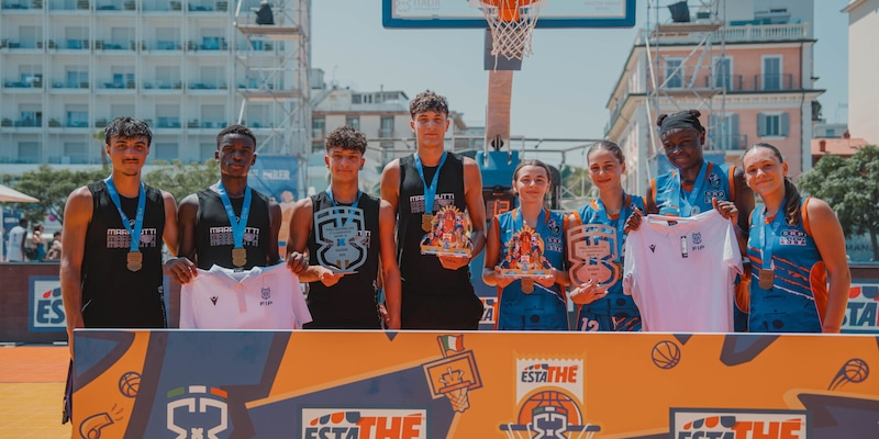 Estathé® 3×3 Italia Finals 2026: i Marabutti e Sistema Rosa Pordenone Campioni d’Italia Under 18. Le congratulazioni del presidente Petrucci