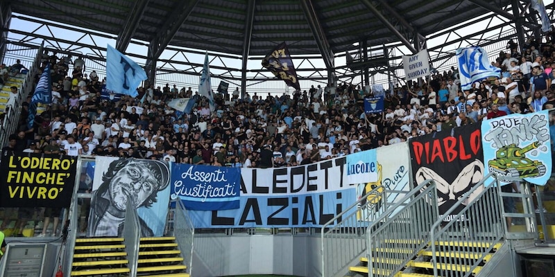 Crisi Lazio, arriva il nuovo durissimo comunicato dei tifosi: "Dopo una sconfitta così umiliante..."
