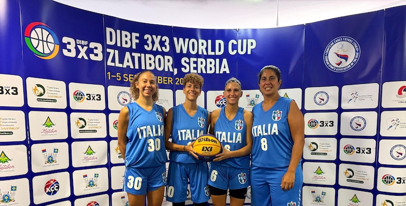 https://cdn.corrieredellosport.it/img/800/600/2026/09/06/121205751-a98fbe75-2c9d-4b20-b916-9e2c16effb0e.jpg