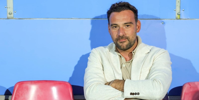 Manna spiega: "Lang? Comportamento non idoneo, guarder&agrave; la partita con me"