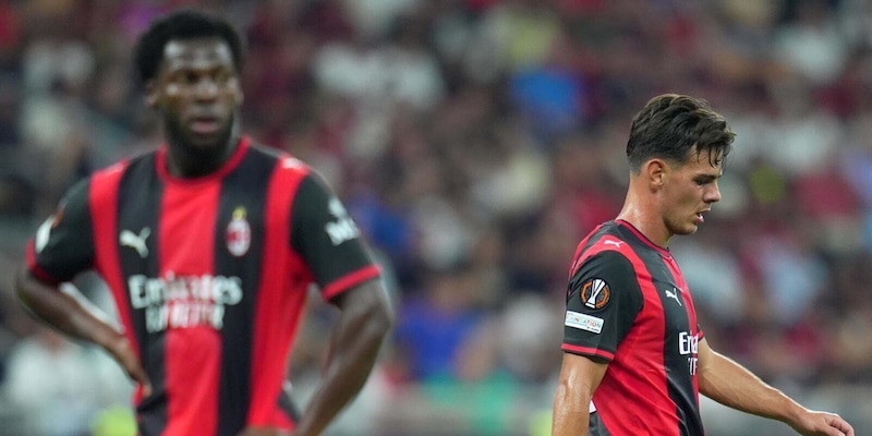 Milan, l'Europa comincia male: il Benfica espugna San Siro e i tifosi fischiano la squadra