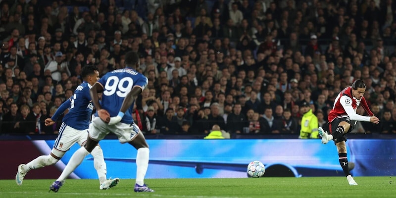 Diao illude il Como, il Feyenoord cala il tris e vince in rimonta: prima sconfitta in Champions League per Fabregas