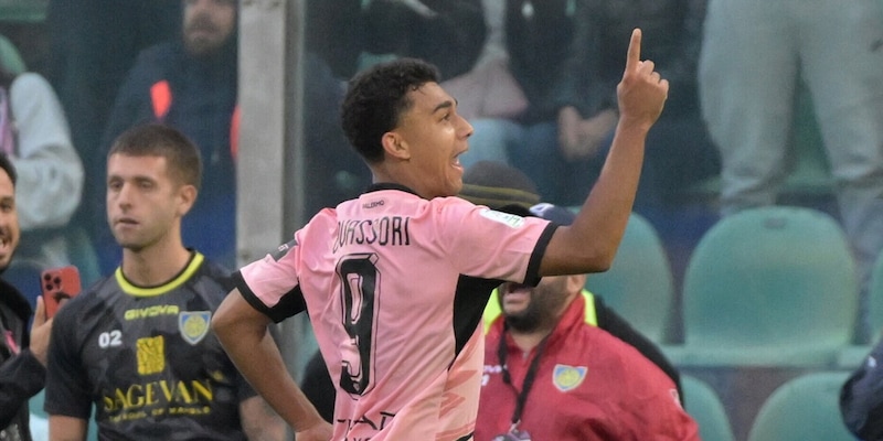 Il Palermo piega la Carrarese nel segno di Vavassori: quarta vittoria consecutiva