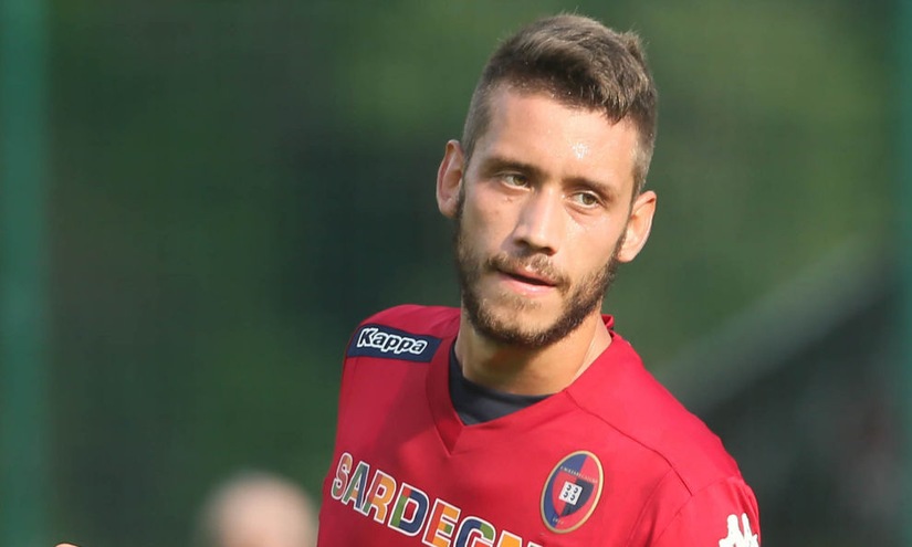 Serie A Cagliari Benedetti Si Allena In Gruppo