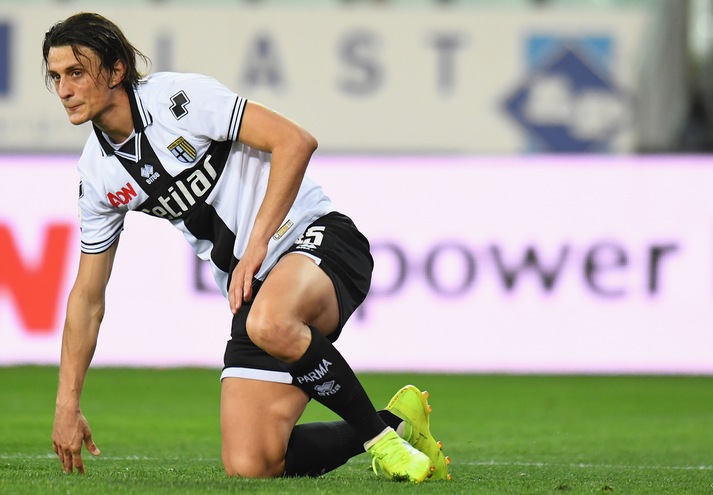 Serie A Parma Seduta Personalizzata Per Inglese