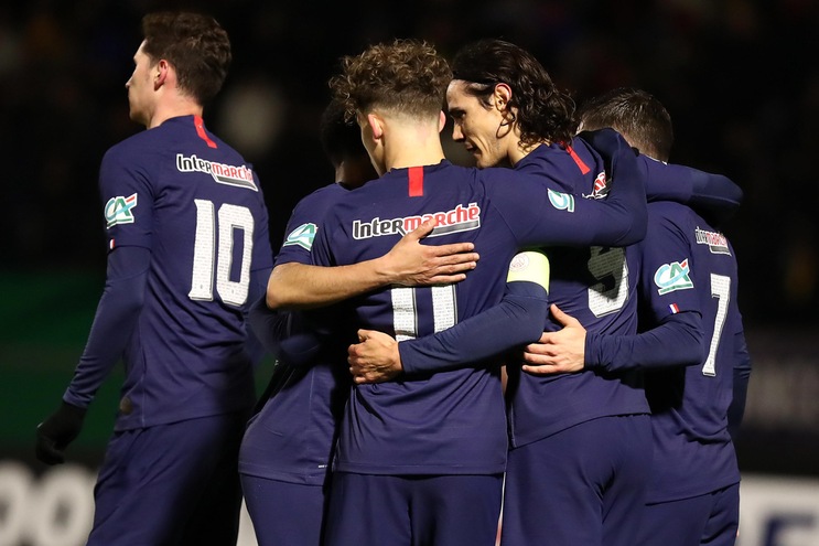 Coppa Di Francia Psg Avanti Con Cavani Ounas A Segno Nel 2 0 Del Nizza