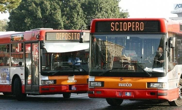 Fase 2 Roma Trasporto Pubblico Verso Lo Sciopero Per L affollamento Di 
