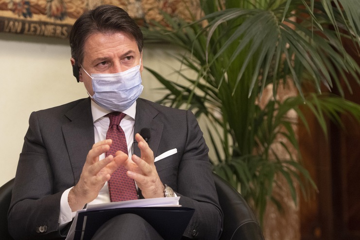 Conte La Curva Del Coronavirus Scendera Ma A Dicembre No Al Liberi Tutti