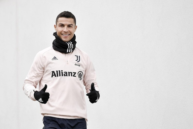 Juve, gli auguri a Ronaldo: "Il regalo più bello contro l'Inter"