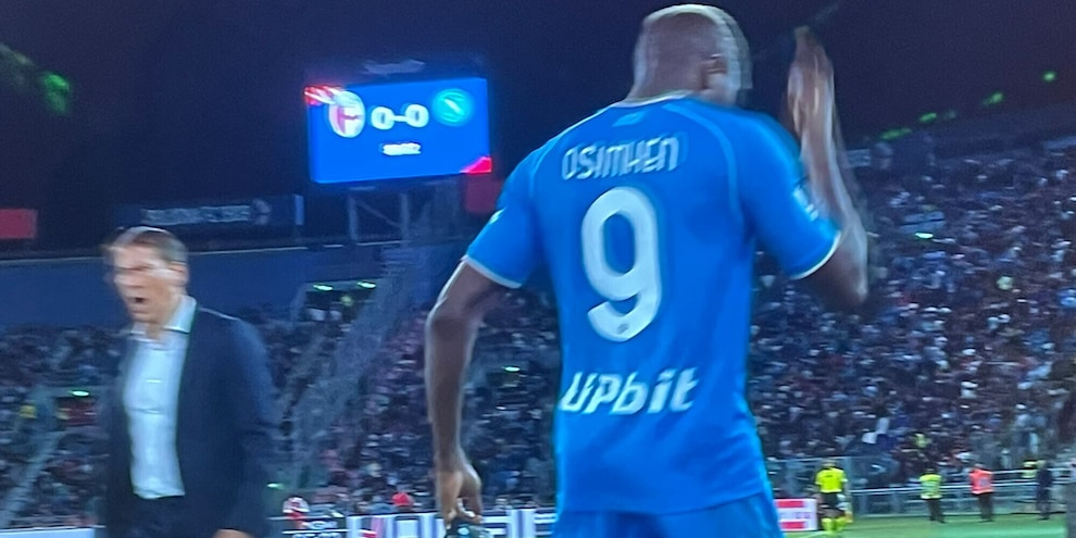 Osimhen fury against Garcia: the sensational gesture at the substitution
